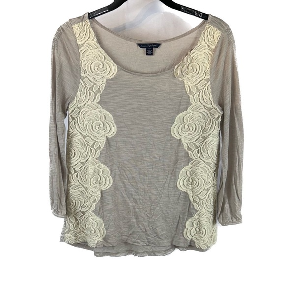 American Eagle Shirt Quarter Sleeves Floral Lace Overlay Crewneck Pullover Top - Picture 1 of 10